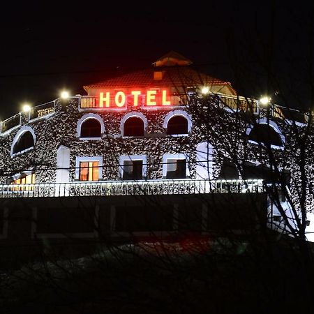Amrots Hotel Vaykʼ Εξωτερικό φωτογραφία