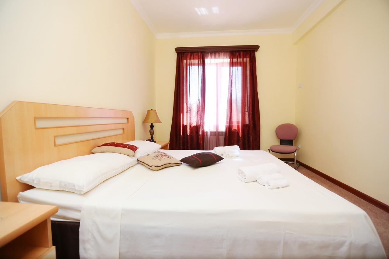 Amrots Hotel Vaykʼ Εξωτερικό φωτογραφία