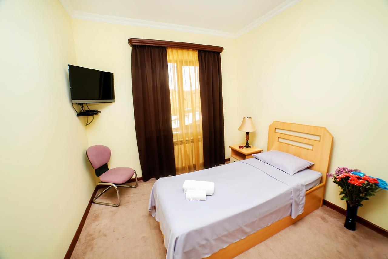 Amrots Hotel Vaykʼ Εξωτερικό φωτογραφία